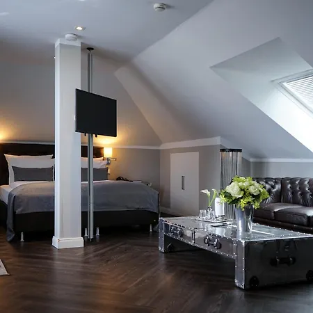 ヴィラホテル ラインブリック 4*