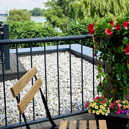 ヴィラホテル ラインブリック ケルン