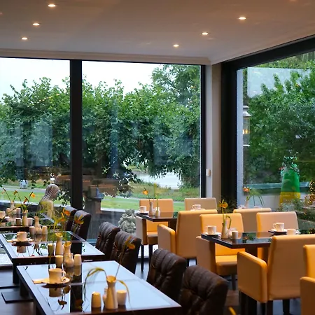 Rheinblick 4* كولونيا