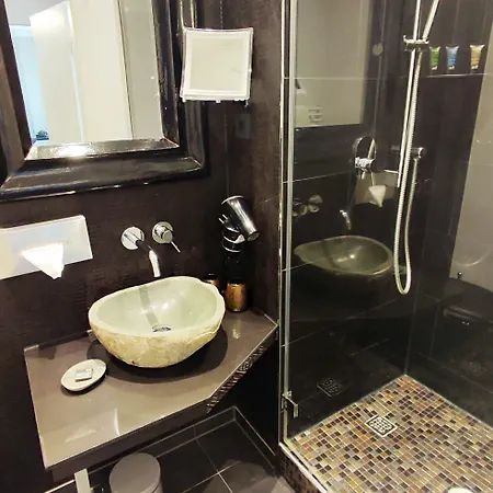 فندق Rheinblick 4*