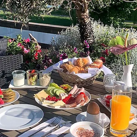 Hotel Rheinblick Colonia