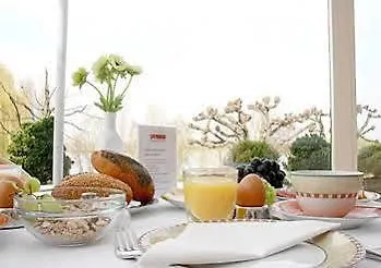 Otel Rheinblick 4*