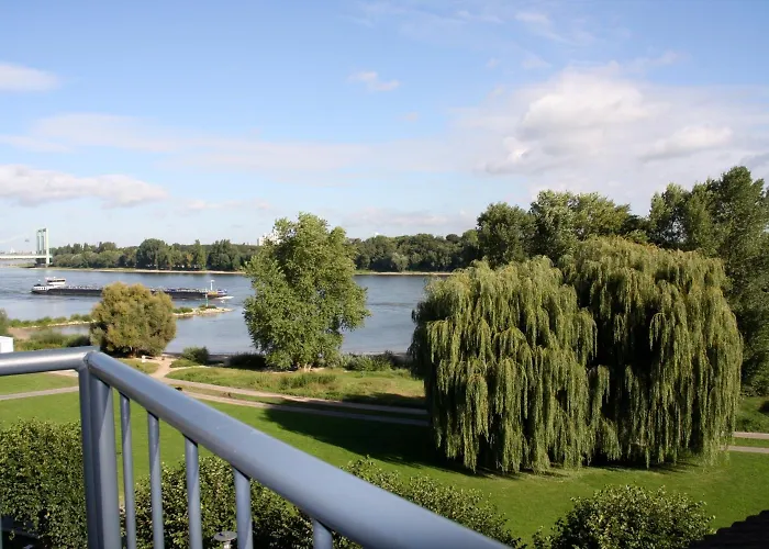 Rheinblick Colonia
